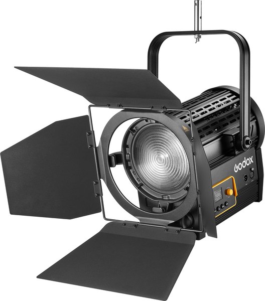 Осветитель студийный Godox F7-120Bi K2 с линзой Френеля / 31387