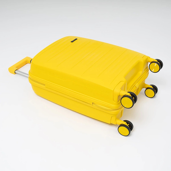 Чемодан на колесах Valigetti 344-4042/2-20YLW