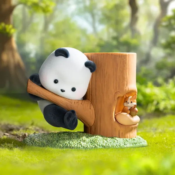Фигурка коллекционная 52Toys Panda Roll. Fruit Tree Climbing / 64653