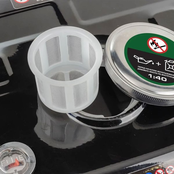 Бензиновый генератор RockForce 60 799 / RF-FY950-1