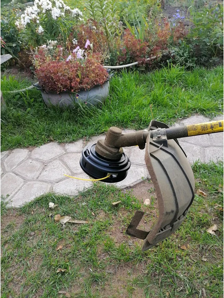 Головка триммерная Champion HT43 / C5143