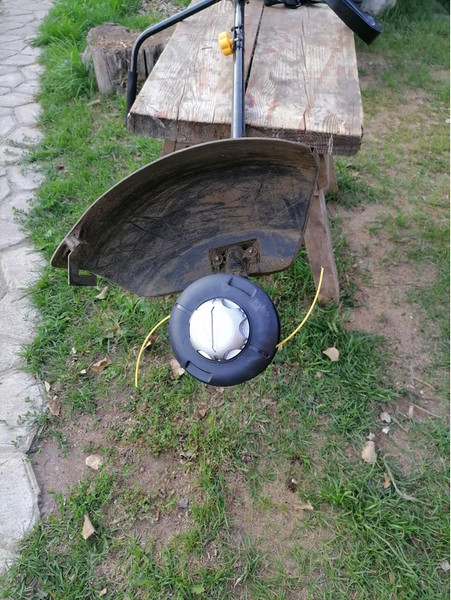 Головка триммерная Champion HT43 / C5143