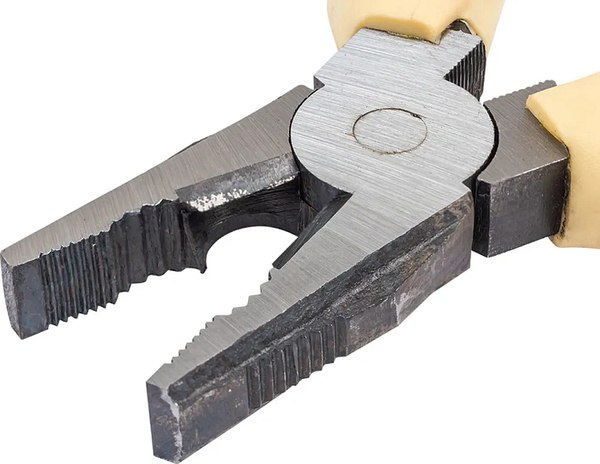 Плоскогубцы RockForce 64 569 / RF Light 611200