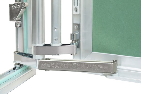 Люк под плитку Alkraft Механик 600x500