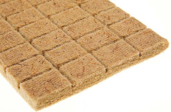 Брикеты древесные для розжига Tourist Briket-32