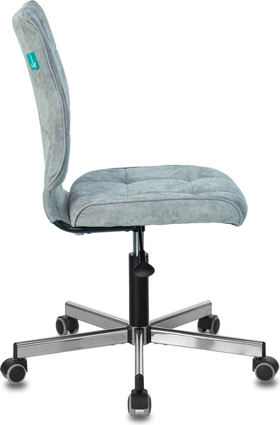 Кресло офисное Бюрократ KE-330M Klaus