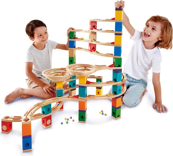 Конструктор кинетический Hape Гонки Циклон / E6008_HP