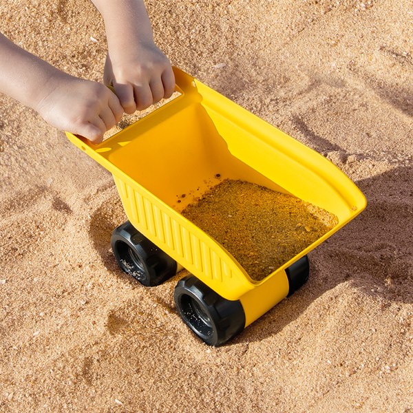 Формочка для песочницы Hape Могучий самосвал / E4098_HP