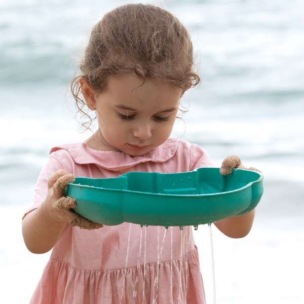 Формочка для песочницы Hape Космический крейсер / E4102_HP