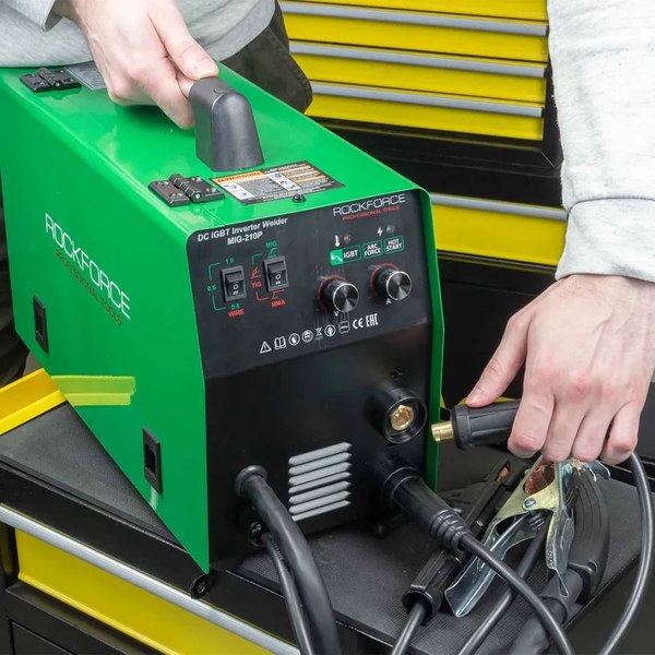 Полуавтомат сварочный RockForce 58 936 / RF-MIG-210P
