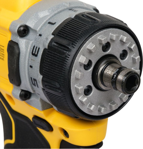 Профессиональная дрель-шуруповерт DeWalt Solo DCD703NT