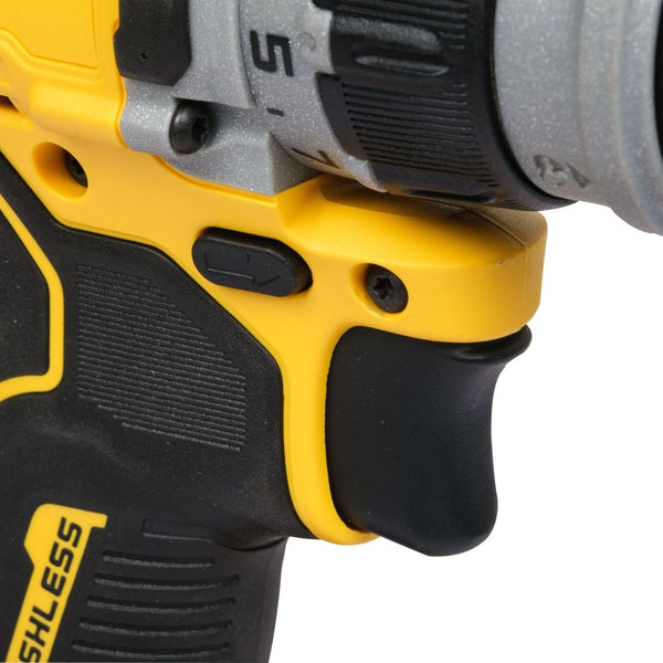 Профессиональная дрель-шуруповерт DeWalt Solo DCD703NT