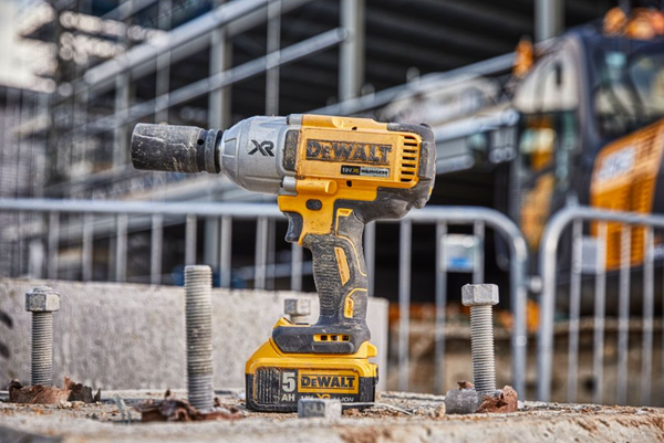 Профессиональный гайковерт DeWalt Solo DCF897NT