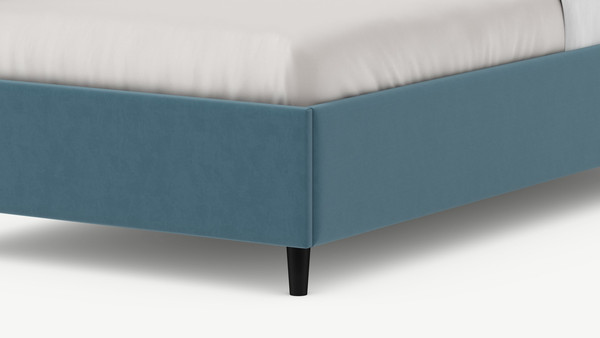 Односпальная кровать Moon Family 1253 / MF013247