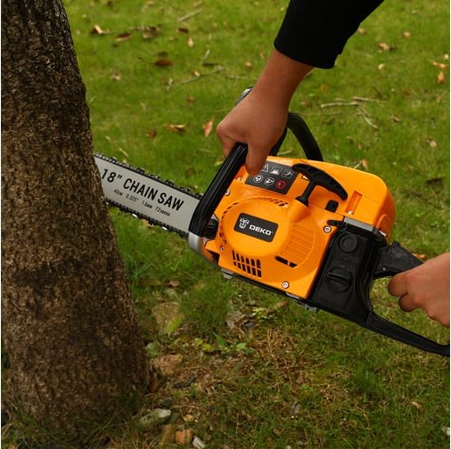 Бензопила цепная Deko DKCHS 45-18 Plus / 085-2002