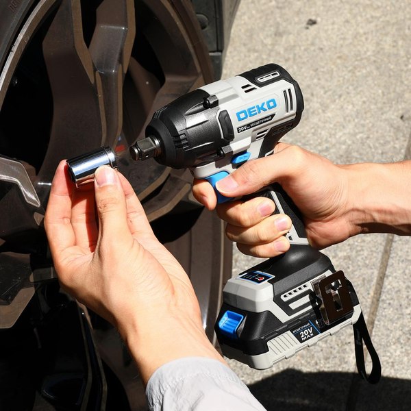 Аккумуляторный гайковерт Deko DKIS / 085-1067