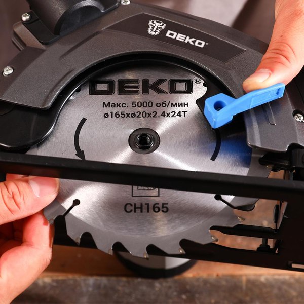 Торцовочная пила Deko CSDK-1500 PRO / 085-1150
