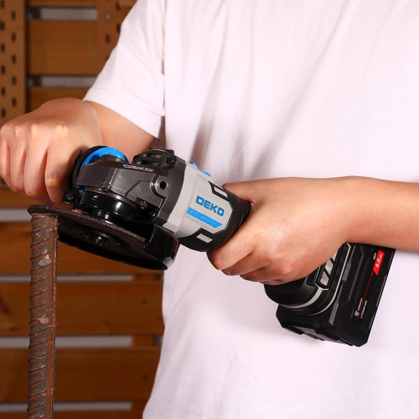 Угловая шлифовальная машина Deko DKAG20 PRO / 085-1073