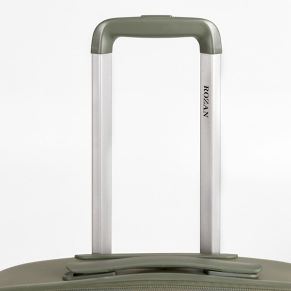 Чемодан на колесах Rozan 8823