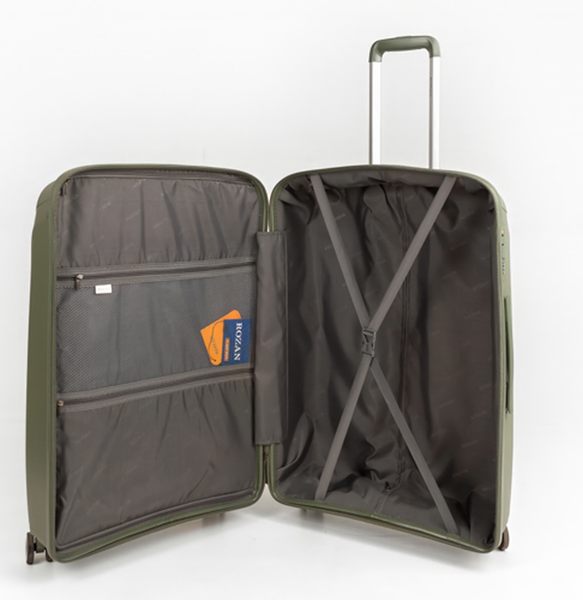 Чемодан на колесах Rozan 8823