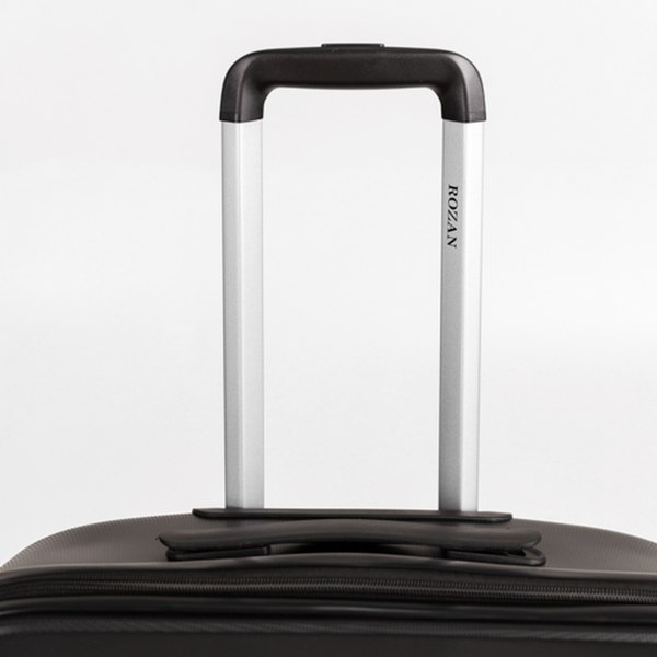 Чемодан на колесах Rozan 8823