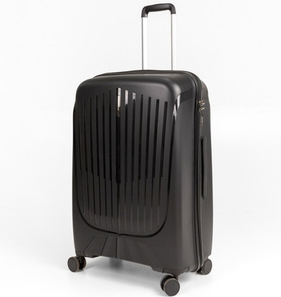 Чемодан на колесах Rozan 8823