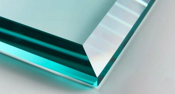 Зеркало Дабл-Ю Без полки 50x70 фацет 2 варианта навеса / ZRK50X70F