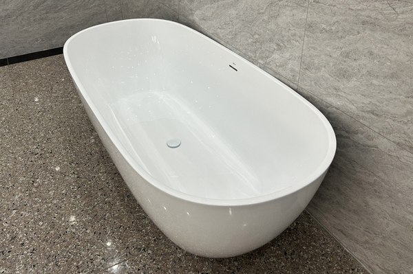 Ванна акриловая Abber AB9263-1.8