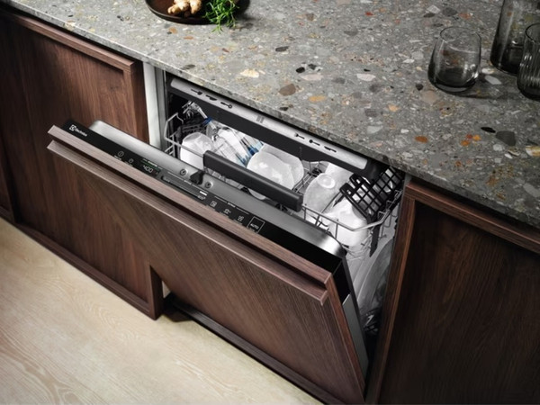 Посудомоечная машина Electrolux EEM69410W