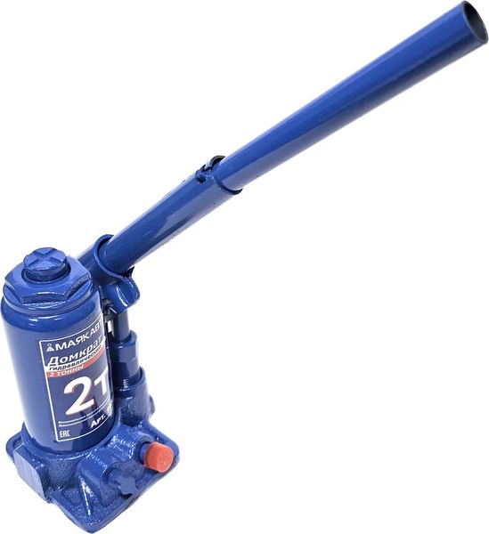 Бутылочный домкрат Маяк авто 1650