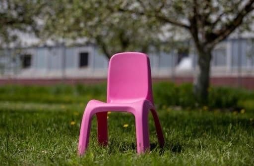 Комплект мебели с детским столом ИМпласт 15361