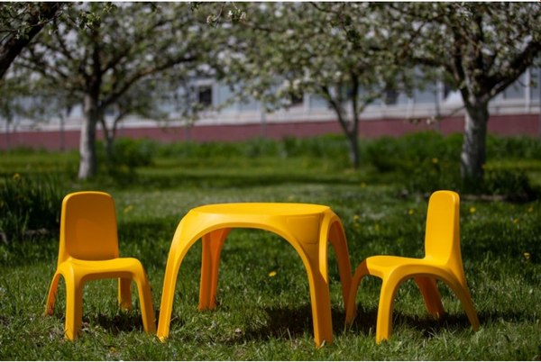 Комплект мебели с детским столом ИМпласт 15364