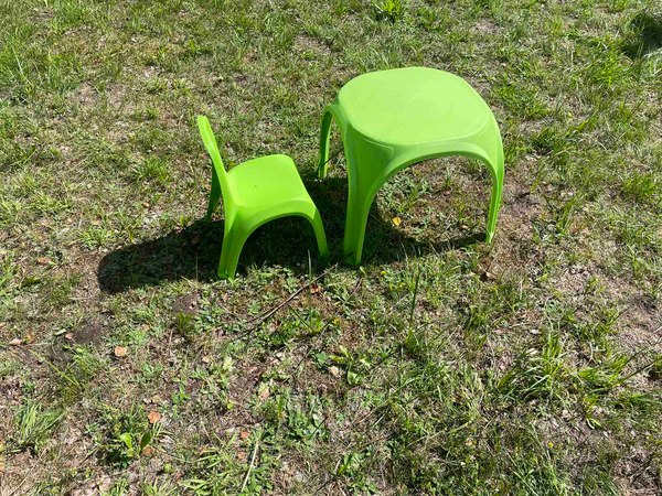 Комплект мебели с детским столом ИМпласт 15366