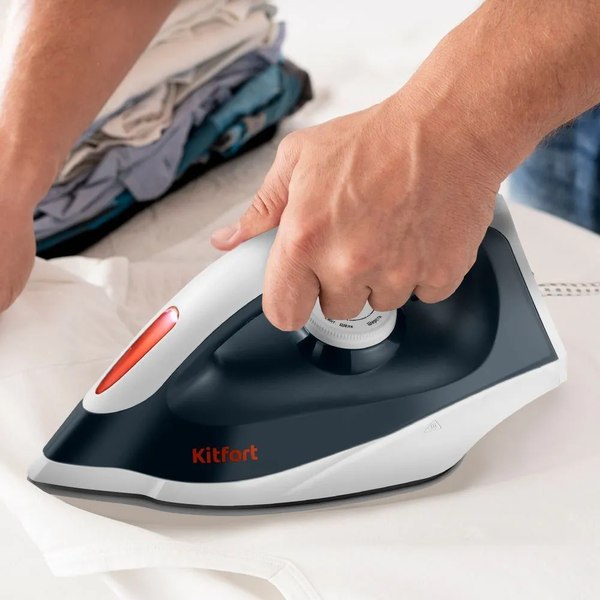 Утюг с парогенератором Kitfort КТ-9319