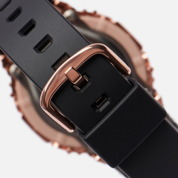 Часы наручные женские Casio GM-S2110PG-1A4