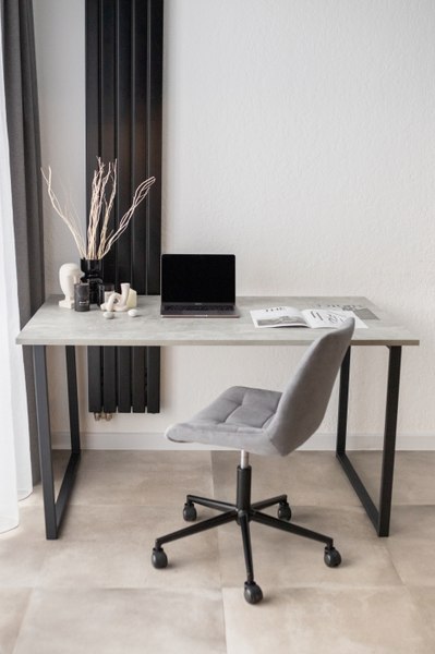 Обеденный стол Notta Лиман 140х80 / 615157 (бетон светлый/черный матовый)