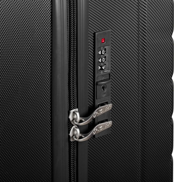 Чемодан на колесах Solier STL1064