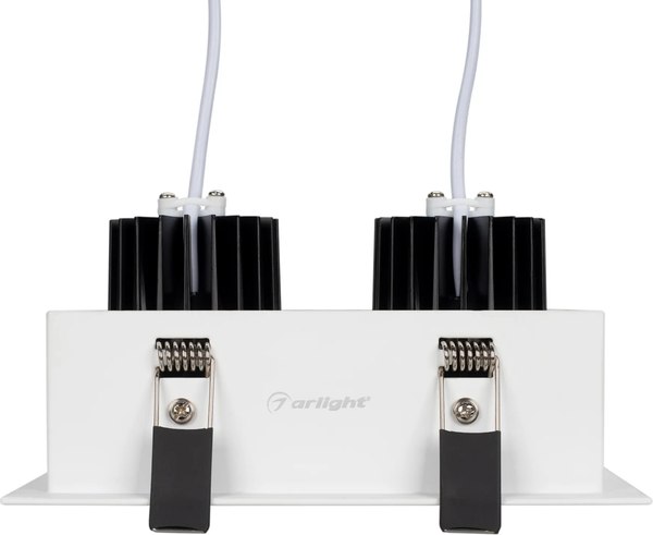 Точечный светильник Arlight CL-KARDAN-S180x102-2x9W Day WH 38deg / 024138