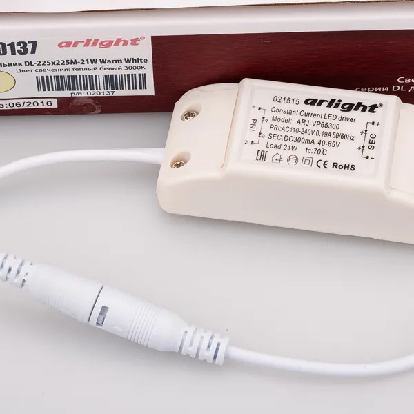 Точечный светильник Arlight DL-225x225M-21W Warm White / 020137
