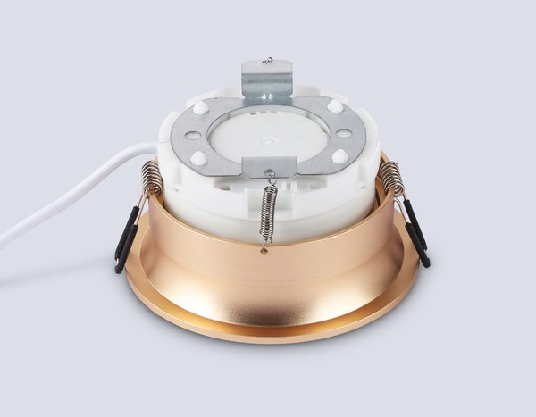 Точечный светильник Ambrella TN51815 GD