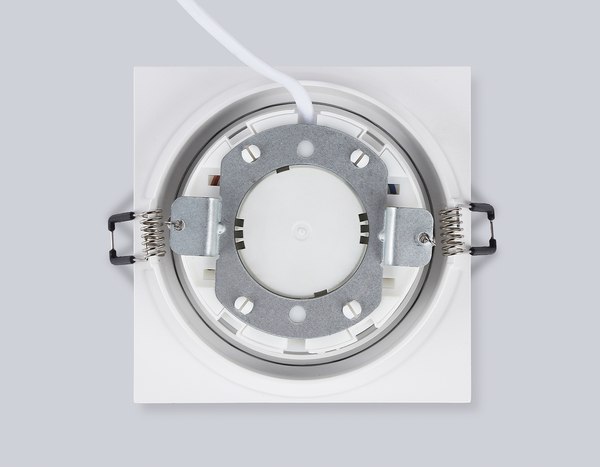 Точечный светильник Ambrella TN51824 WH