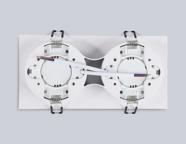 Точечный светильник Ambrella TN6711/2 WH