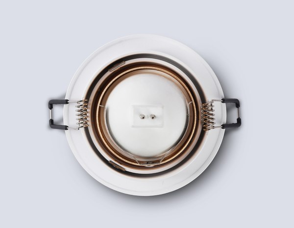 Точечный светильник Ambrella TN102823 WH/GD