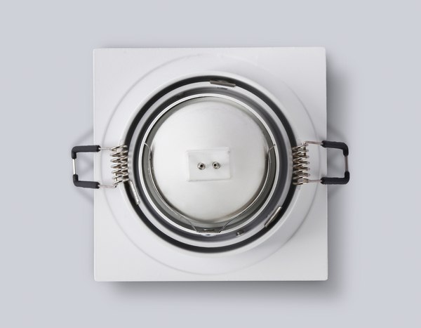 Точечный светильник Ambrella TN102826 WH/WH