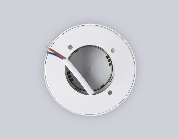 Точечный светильник Ambrella TN5304 WH/GD