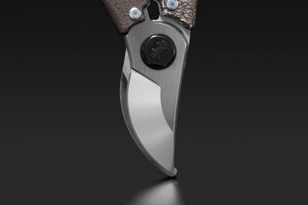 Секатор механический Caiman CN-202