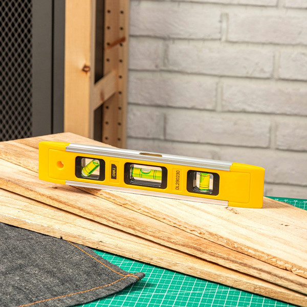 Уровень строительный Deli Пузырьковый / EDL290230