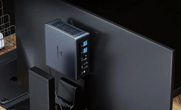 Неттоп Minisforum UM790 Pro 32GB/1TB