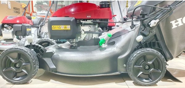 Газонокосилка бензиновая Honda HRN536C2VKEН