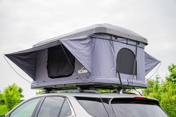 Палатка на крышу автомобиля Xcamp T10 (серый)